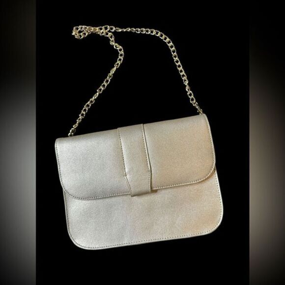 Gold Textured Leather Shoulder Bag Chain Strap Day, Night & Travel-Ready Chic - Picture 1 of 16